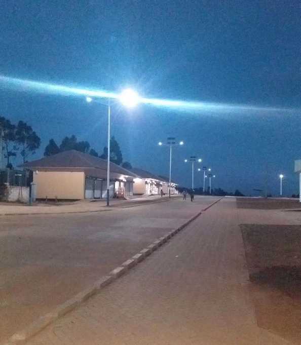 金凤区非洲科特迪瓦太阳能路灯工程